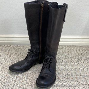 Born Gilmore Lace up boots